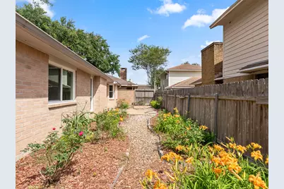 1517 Oakcrest Street, Wharton, TX 77488 - Photo 22
