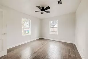 7010 S Hall St, Houston, TX 77028 - Photo 24