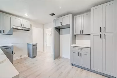 7010 S Hall Street, Houston, TX 77028 - Photo 16