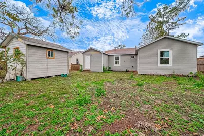 7010 S Hall Street, Houston, TX 77028 - Photo 32