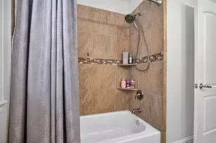 1042 W 15th 1/2 St, Houston, TX 77008 - Photo 38