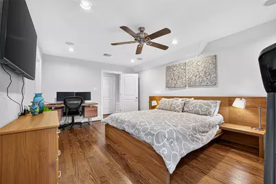 1042 W 15th 1/2 Street, Houston, TX 77008 - Photo 40