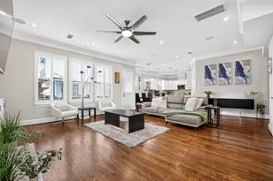 1042 W 15th 1/2 St, Houston, TX 77008 - Photo 10