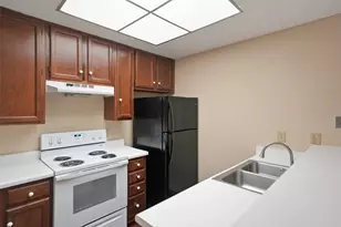 11711 Memorial Dr, Houston, TX 77024 - Photo 6