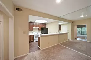 11711 Memorial Dr, Houston, TX 77024 - Photo 12