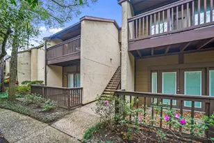 11711 Memorial Dr, Houston, TX 77024 - Photo 2