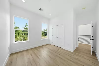 8908 Knoll Leaf Drive, Houston, TX 77080 - Photo 26