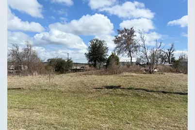 130 Cedar, Onalaska, TX 77360 - Photo 1