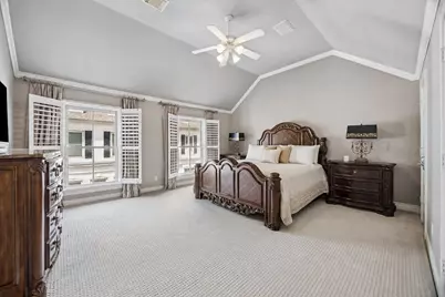 130 Oak Place Drive, Houston, TX 77006 - Photo 8