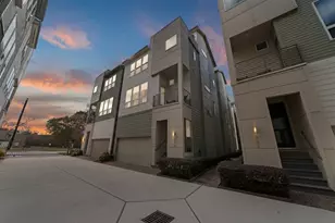 959 W 17th St, Houston, TX 77008 - Photo 2