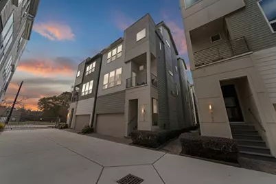 959 W 17th Street, Houston, TX 77008 - Photo 1