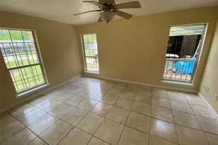 1195 Gunter St, Beaumont, TX 77705 - Photo 6