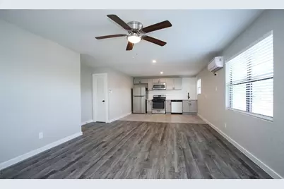 5201 Crawford Street #3, Houston, TX 77004 - Photo 4