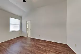 10224 Forest Glade Ct, Conroe, TX 77385 - Photo 6