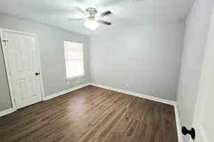 2433 Freeway Manor Dr, Rosenberg, TX 77471 - Photo 8