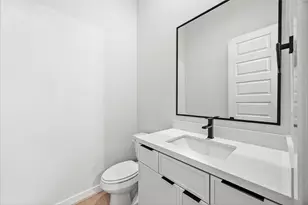 523 Hillwood Hts Dr, Houston, TX 77091 - Photo 20
