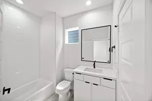 523 Hillwood Hts Dr, Houston, TX 77091 - Photo 32