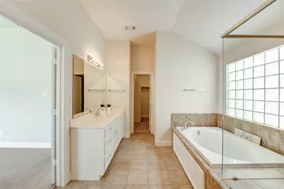 3721 Main Poplar Drive, Houston, TX 77025 - Photo 32