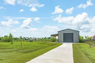 32819 Amberjack Dr, Richwood, TX 77515 - Photo 4