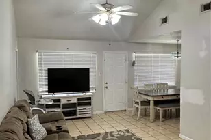 805 Northbend Dr, Baytown, TX 77521 - Photo 2