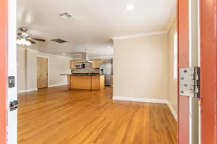 2098 Harland Dr, Houston, TX 77055 - Photo 6