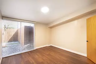 2098 Harland Dr, Houston, TX 77055 - Photo 24