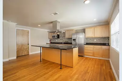 2098 Harland Drive, Houston, TX 77055 - Photo 10