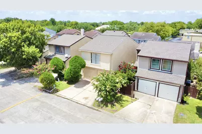 12504 Autumn Leaf Lane, Houston, TX 77072 - Photo 4