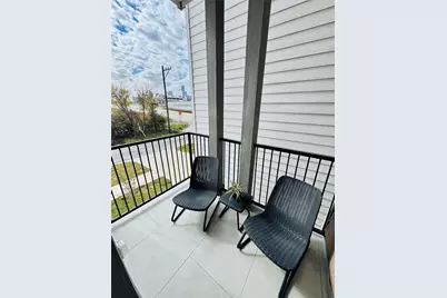 1811 Brooks Street, Houston, TX 77026 - Photo 10