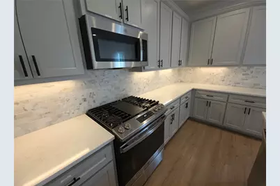 4022 McKinney Street, Houston, TX 77023 - Photo 6