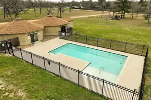 26439 Lake Shore Dr, Hempstead, TX 77445 - Photo 36