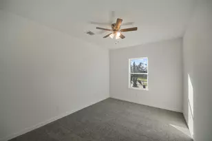 1065 St Clair St, Houston, TX 77088 - Photo 30