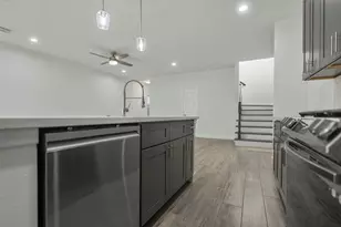 1065 St Clair St, Houston, TX 77088 - Photo 14
