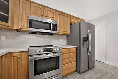 10383 Briar Forest Drive, Houston, TX 77042 - Photo 16