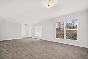 10383 Briar Forest Dr, Houston, TX 77042 - Photo 6