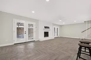 10383 Briar Forest Dr, Houston, TX 77042 - Photo 8