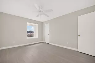10383 Briar Forest Dr, Houston, TX 77042 - Photo 22