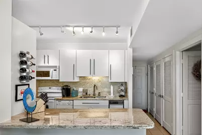 1401 E Beach Drive #1108, Galveston, TX 77550 - Photo 8