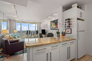 1401 E Beach Dr, Galveston, TX 77550 - Photo 10