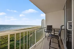 1401 E Beach Dr, Galveston, TX 77550 - Photo 16