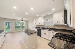 8502 Hunters Village Dr, Humble, TX 77346 - Photo 14