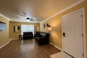 125 Pine St, Prairie View, TX 77445 - Photo 16