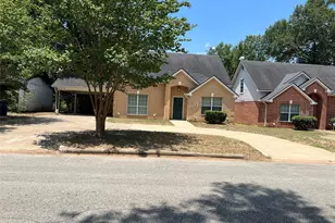 125 Pine St, Prairie View, TX 77445 - Photo 6