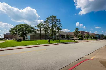 125 Pine Street, Prairie View, TX 77445 - Photo 2