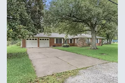 2020 35th Street, Orange, TX 77630 - Photo 2
