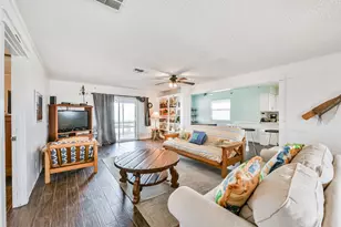 21710 Frio Dr, Galveston, TX 77554 - Photo 8
