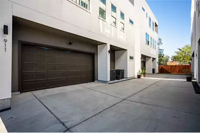 911 Thompson Street, Houston, TX 77007 - Photo 16