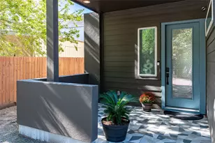 911 Thompson St, Houston, TX 77007 - Photo 18