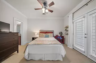 2406 Beall St, Houston, TX 77008 - Photo 16