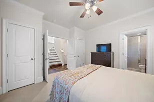 2406 Beall St, Houston, TX 77008 - Photo 18